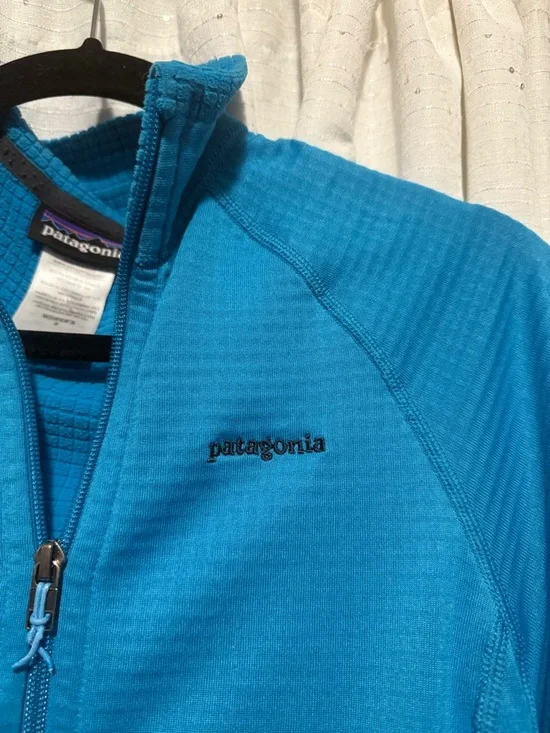 Patagonia R1 Full-Zip Jacket - Picture 3 of 5